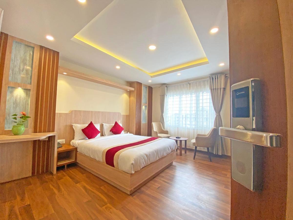 Hotel Nilakantha Pvt. Ltd Kathmandu Buitenkant foto