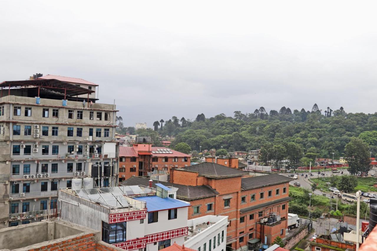 Hotel Nilakantha Pvt. Ltd Kathmandu Buitenkant foto