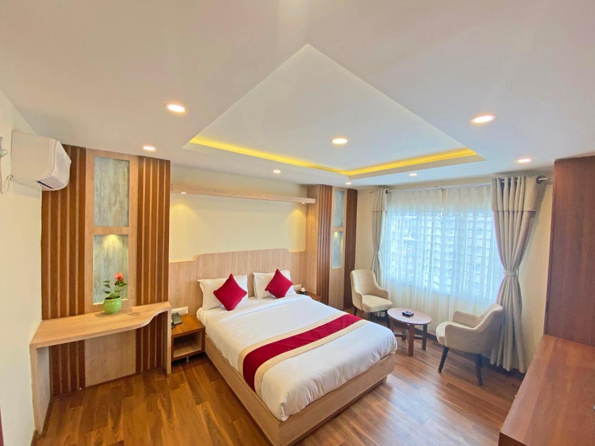 Hotel Nilakantha Pvt. Ltd Kathmandu Buitenkant foto
