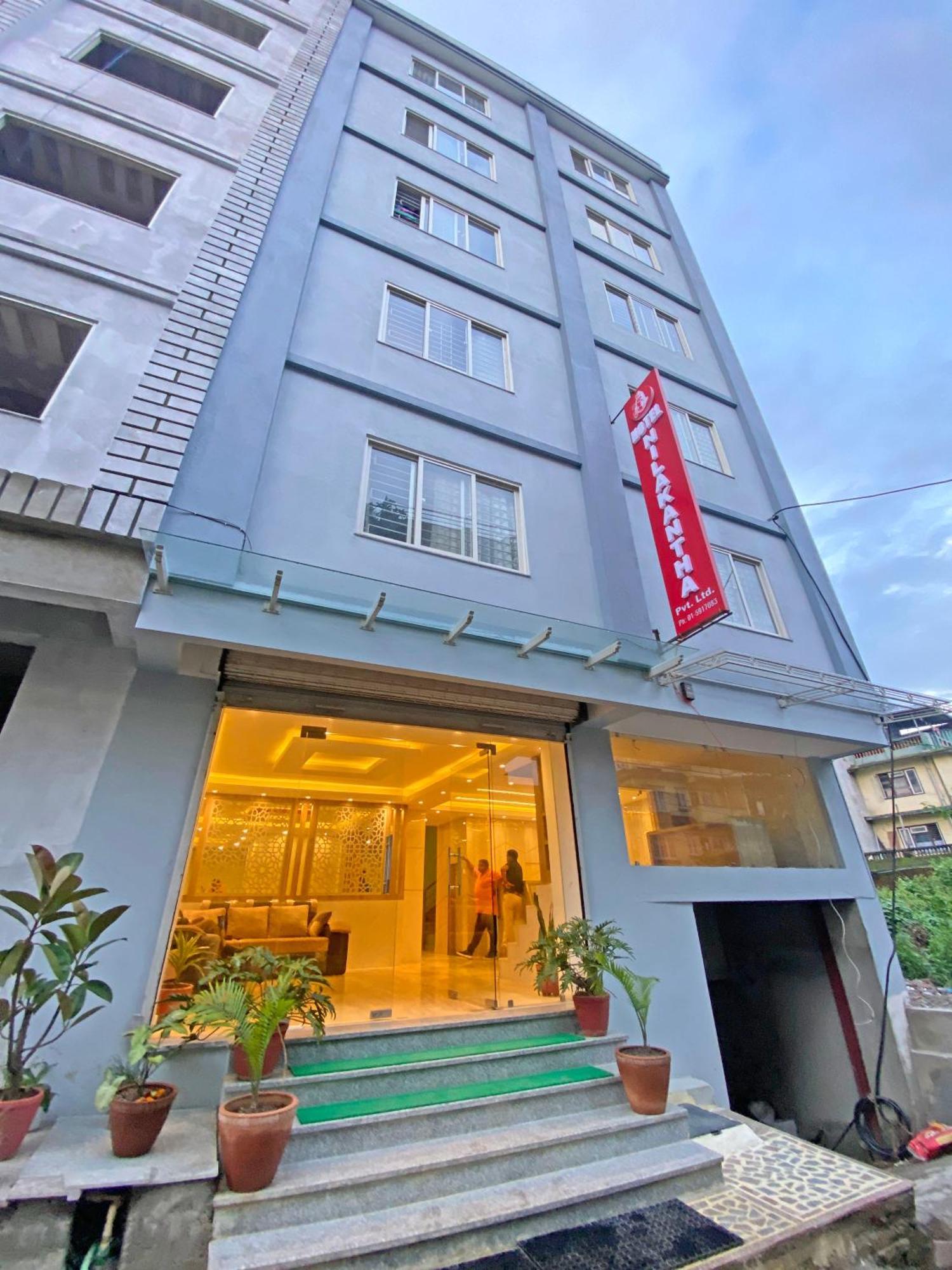 Hotel Nilakantha Pvt. Ltd Kathmandu Buitenkant foto