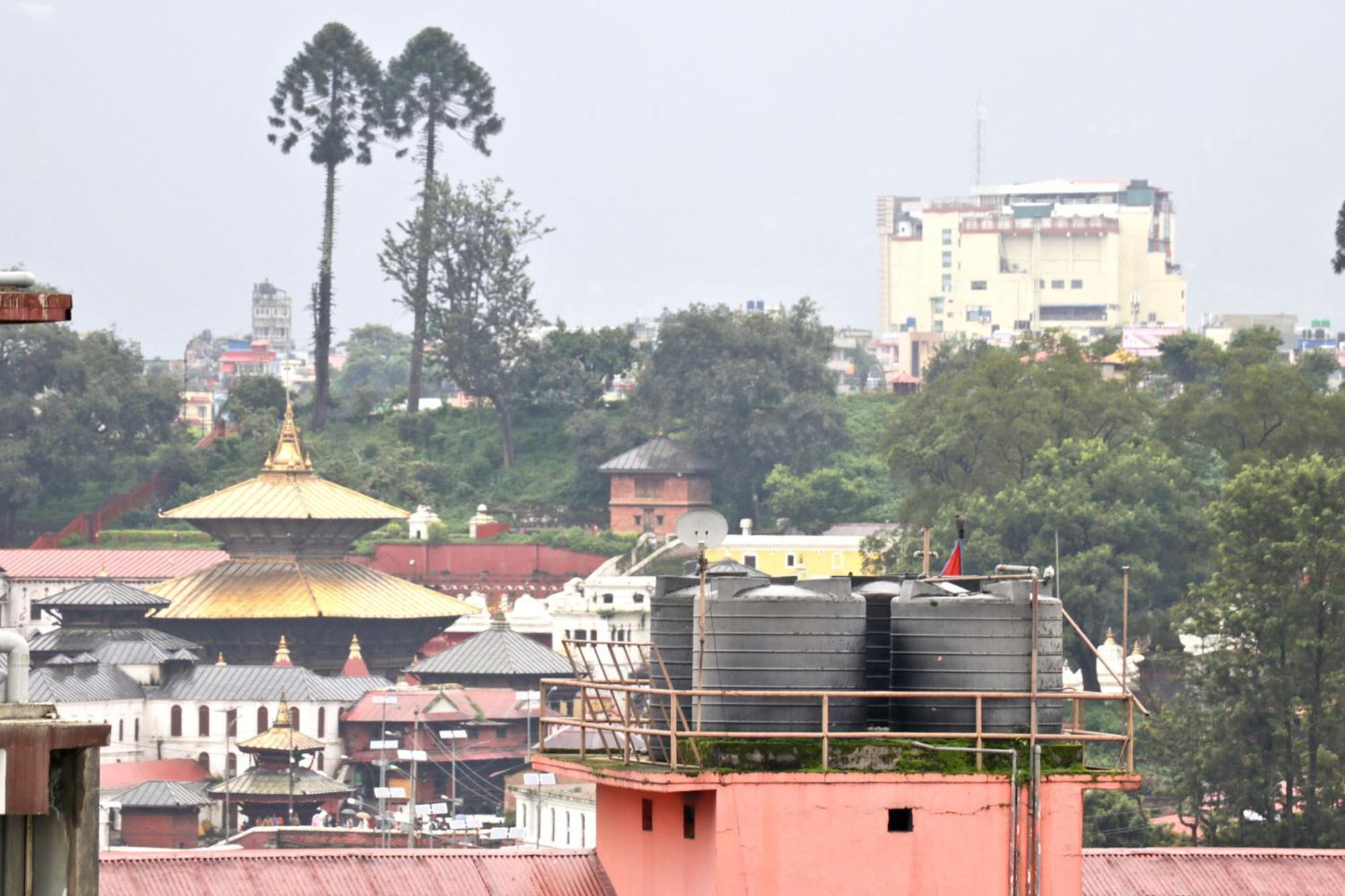 Hotel Nilakantha Pvt. Ltd Kathmandu Buitenkant foto